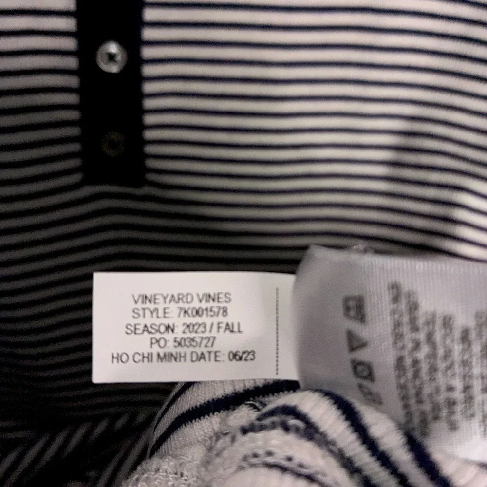 VINEYARD VINES Shirt XL‎ Blue White Henley Striped Long Sleeve Tee Cotton Modal - Picture 4 of 8